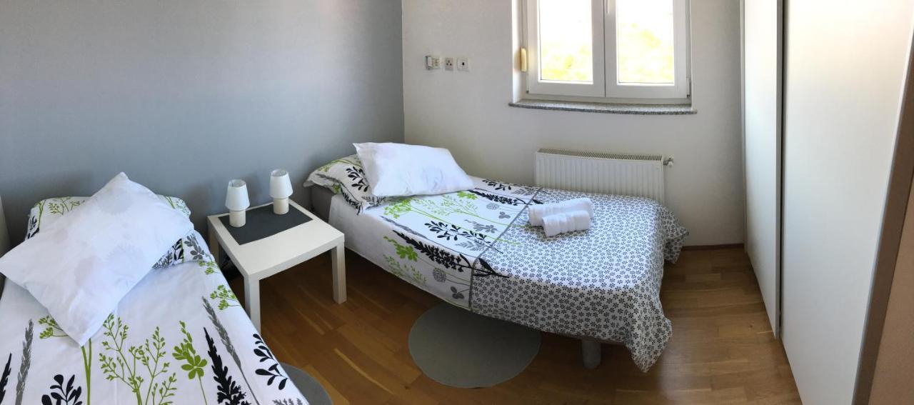 Two-bedroom Sunny *